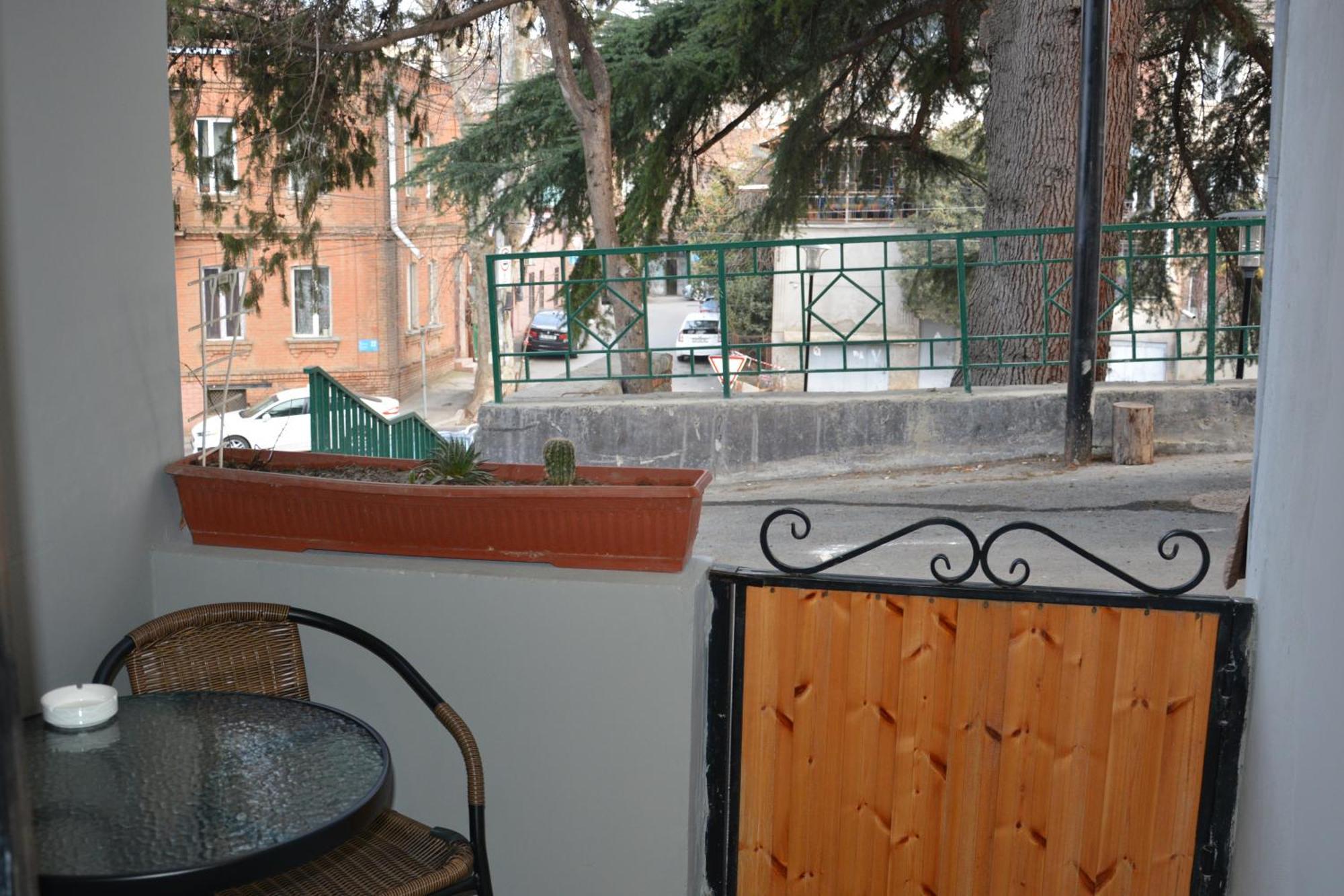 Nikas Apartment Tbilisi Ngoại thất bức ảnh
